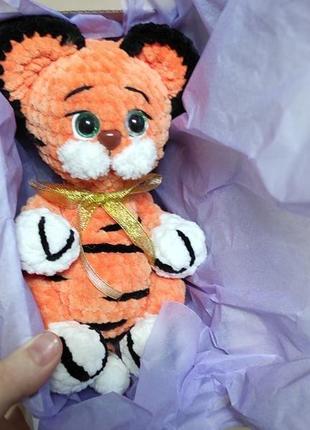 Плюшевая игрушка тигр. символ нового года. игрушки ручной работы на заказ3 фото