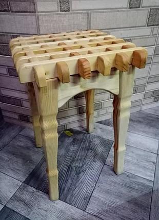 Кухонная табуретка
