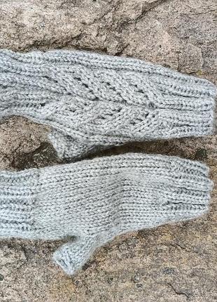 Митенки вязаные.