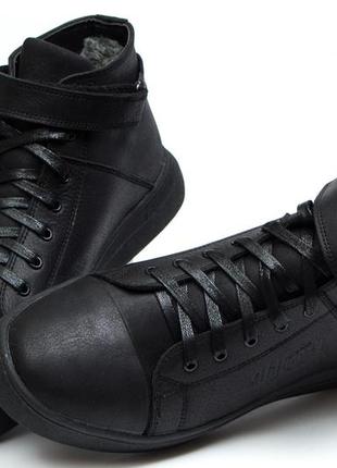 Кросівки шкіряні зимові tommy hilfiger чорні8 фото
