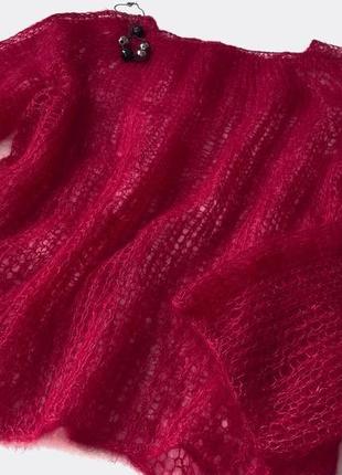 Яркий красный оверсайз свитер из тончайшего кид-мохера на шелке5 фото