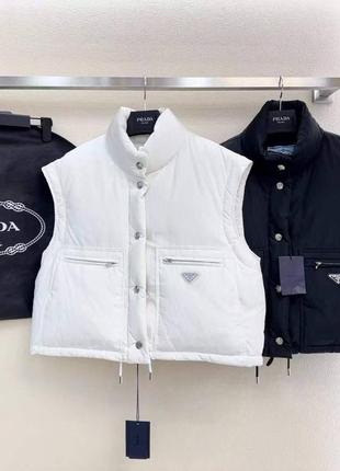 Куртка трансформер в стиле prada короткая черная белая7 фото