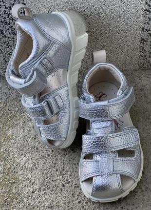 Кожаные босоножки ecco mini stride silver 25 р.26 г.7 фото