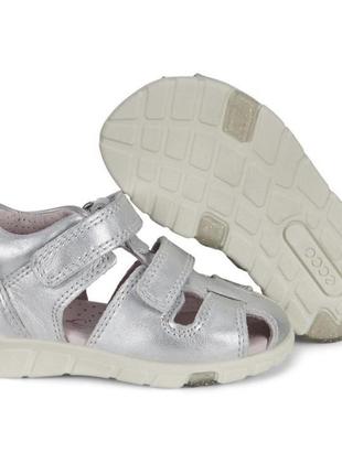 Кожаные босоножки ecco mini stride silver 25 р.26 г.8 фото