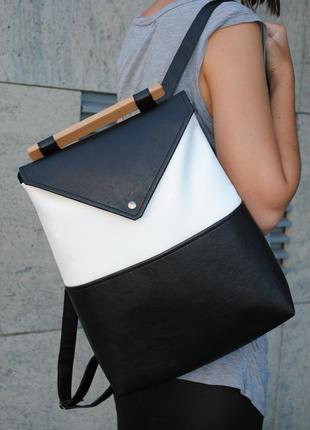 Жіночий рюкзак "skins black-white" чорний з білим2 фото