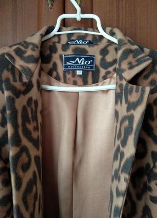 Елегантне пальто nio leopard beige8 фото