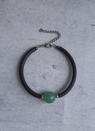 Лаконічний жіночий браслет з натуральним нефритом. стильний браслет з натуральним камінням.6 фото
