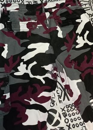 Чоловічі штани urban classics - camo cargo jogging - вино камуфляж7 фото