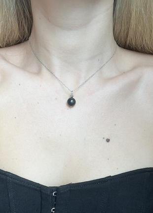 Лаконічна підвіска з чорним глазковим агатом. стильна прикраса з натуральним камінням.