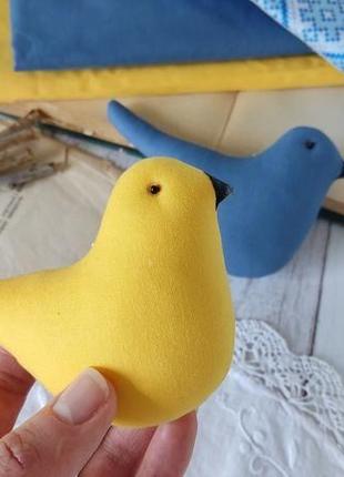 Набор птичек в голубо-желтых цветах6 фото