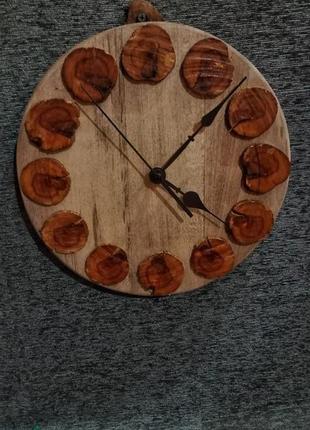 Часы из дерева. эксклюзивные часы из яблони. ручная работа.2 фото