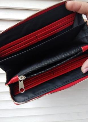 Гаманець червоний жіночий шкіряний, вишитий гаманець червоний з вишивкою.3 фото