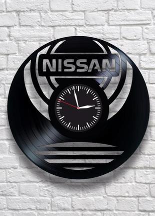 "nissan" - настенные часы из виниловых пластинок. уникальный подарок!