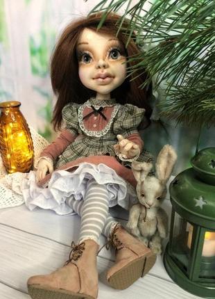 Текстильная кукла девочка с зайкой2 фото