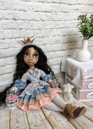 Текстильная кукла принцесса-мулатка