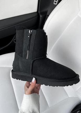 Ugg classic high zip black v4