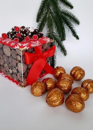 Новогодняя рождественская шкатулка орешки с предсказаниями подарок с сюрпризом развлечения