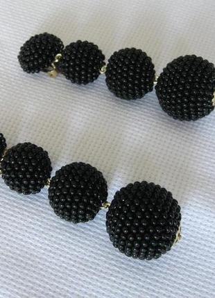 Чорні сережки бон бон з бісерних кульок (1-3 кульки, 40 кольорів)3 фото
