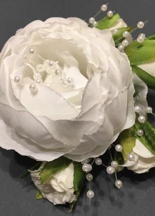 Весільна брошка,біла брошка з квітами для нареченої,бутоньєрка нареченої2 фото