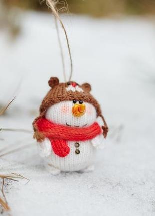 Різдвяний сніговик. сніговик. ялинкова прикраса. подарунок до свят.10 фото