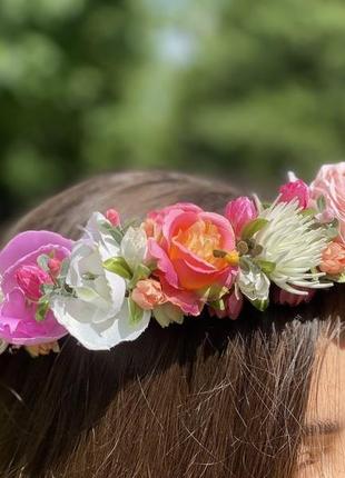 Ободок з квітами,гарний вінок зі стрічками та квітами,стильний ободок для волосся1 фото