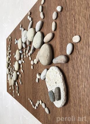 Картина из морских камней в экзотическом стиле «сколопендра»3 фото