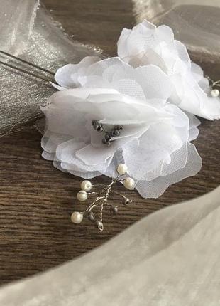 Свадебные цветы на прическу. шпилька из цветов для прически💐3 фото