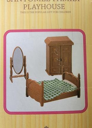 Набор кукольной мебели спальня коричневая кроватка с постелью, шкаф, зеркало8 фото