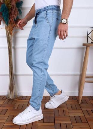 Мужские джинсы голубого цвета. на сезон: весна, лето и осень, premium качество. красивые и комфортные джинсы на каждый день2 фото