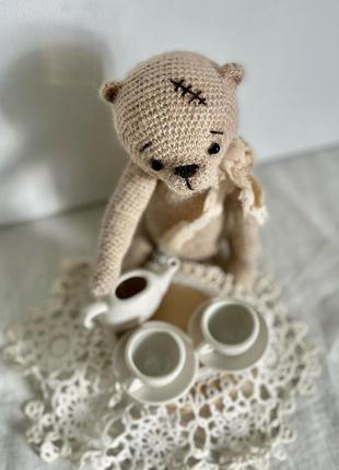Ведмедик ручної роботи в'язаний гачком - тедді