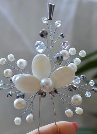Весільна шпилька з перлами і перламутром 'пролісок'1 фото