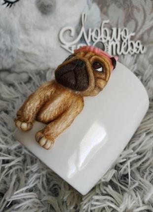 Чашка гуртка декорована полімерною глиною собака мопс.оригінальний подарунок дівчині, дитині3 фото