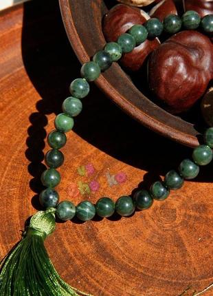 Нефрит, четки нефрит, канадский нефрит, четки из канадского нефрита на 33 бусины