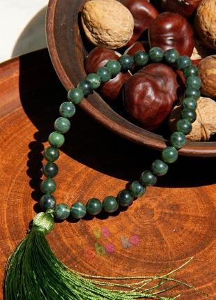 Нефрит, четки нефрит, канадский нефрит, четки из канадского нефрита на 33 бусины