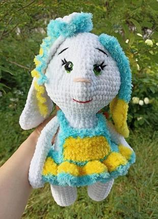 Патріотична зайка ручної роботи