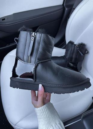 Ugg classic high zip leather black lacquer
