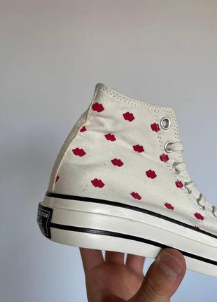 Converse chuck 70 embroidered lips white7 фото