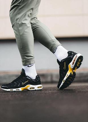 Nike air max tn black yellow