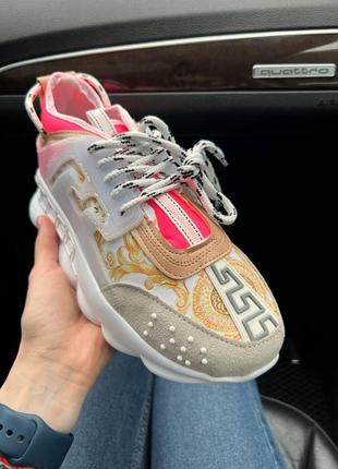 Versace chain reaction white pink4 фото