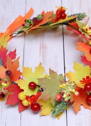 Венок веночек с осенними листьями на праздник осени3 фото