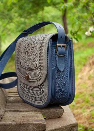Велика шкіряна сумка сіра з синім з тисненням орнаментом етно стиль бохо2 фото