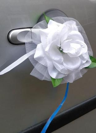 Цветы на ручки свадебного авто "роза" (компл./ 4 шт.)1 фото