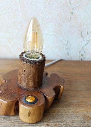 Акуратна невелика настільна лампа (груша)1 фото