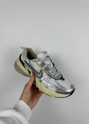 Nike v2k run summit white metallic silver10 фото