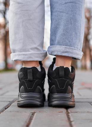 Adidas yeezy boost 700 v2 winter black2 фото