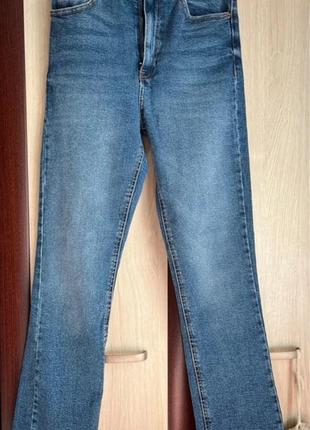 Новi джинси stradivarius, s(36)
