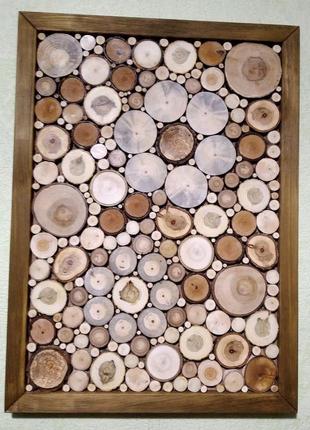Панно из спилов дерева.