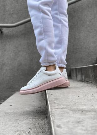 Alexander mcqueen low white pink 15 фото