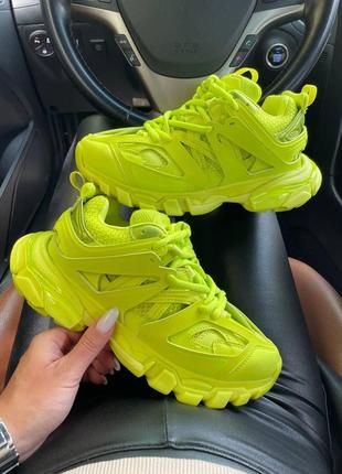 Balenciaga track neon2 фото