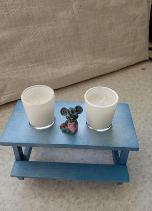 Новорічний підсвічник у вигляді столика з лавками і мишкою1 фото